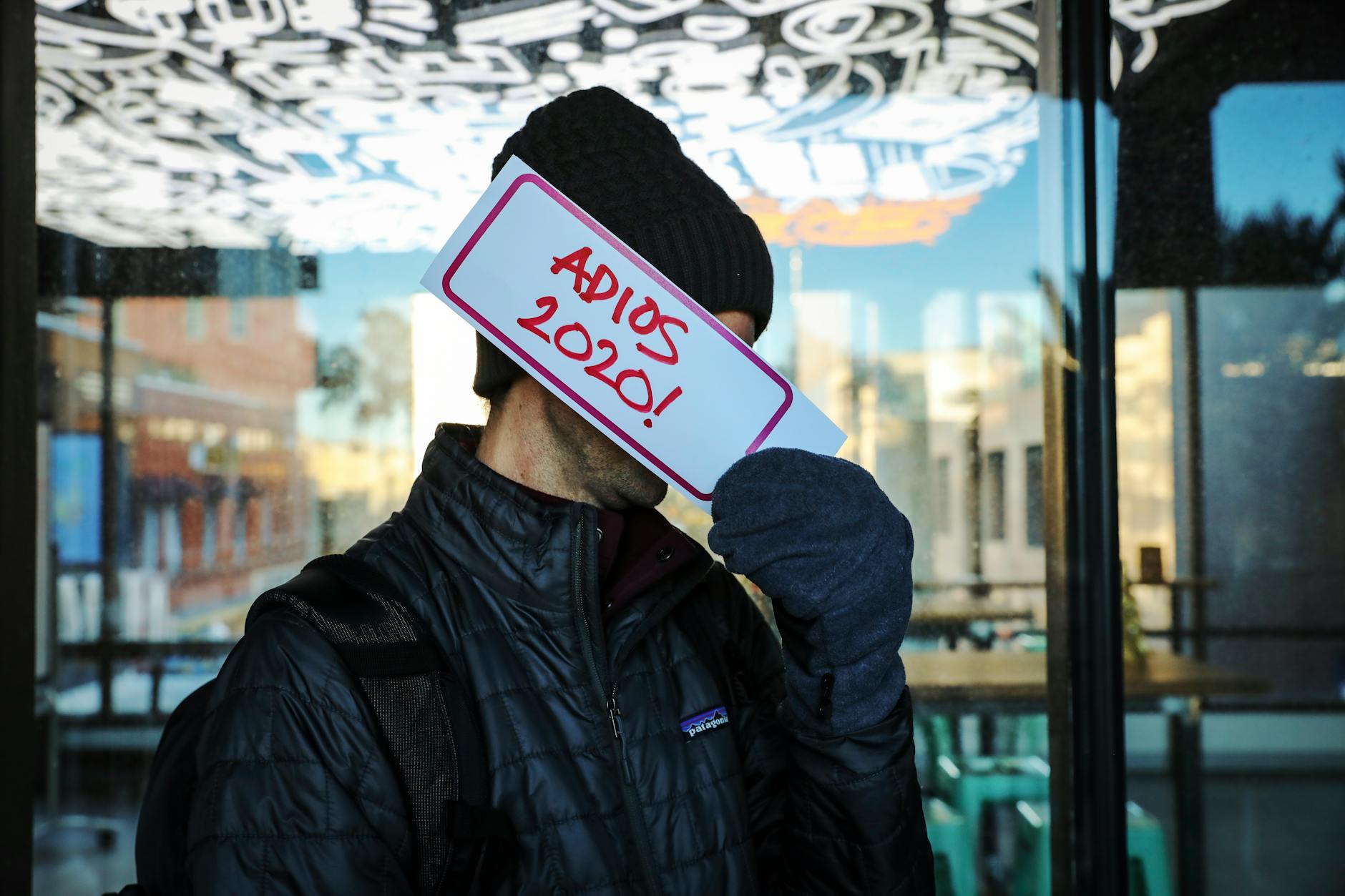 Adios (Пока, Прощай) — испанское прощание