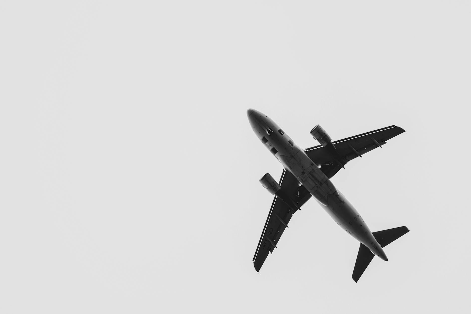 Airplane (Самолет) — воздушное судно для полетов