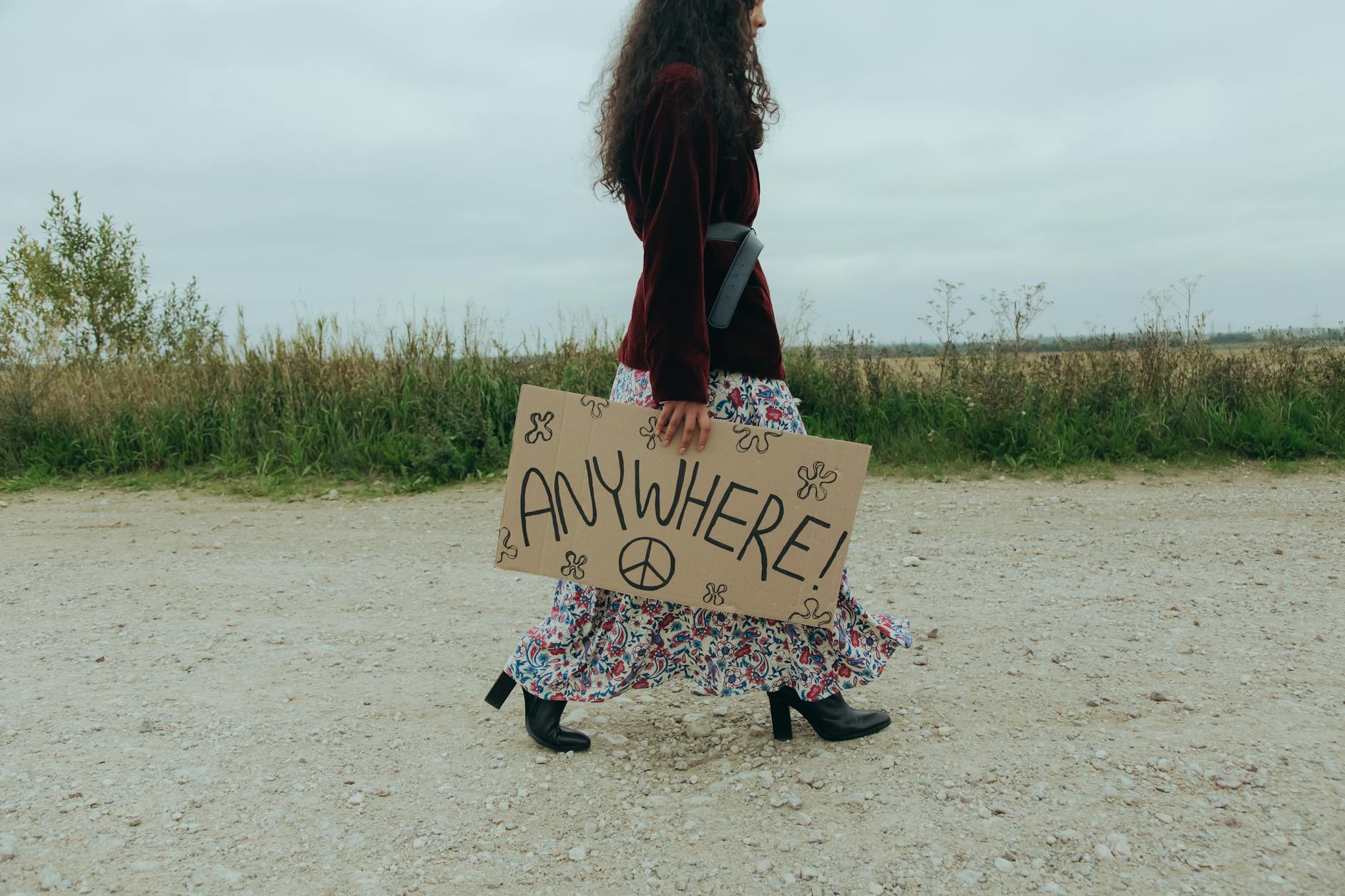 Anywhere (Где угодно) — неопределенное место