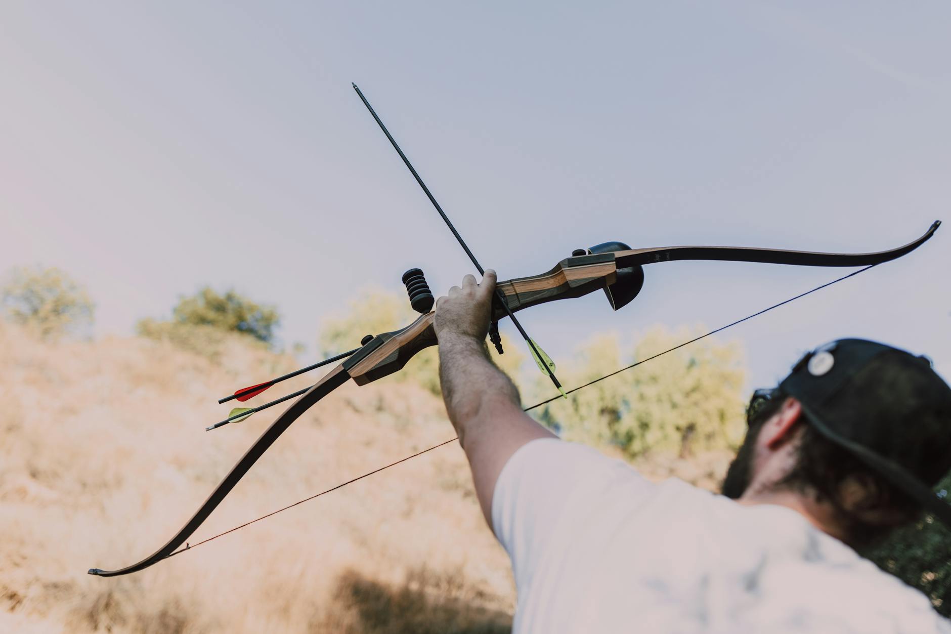 Archer (Лучник) — человек, стреляющий из лука