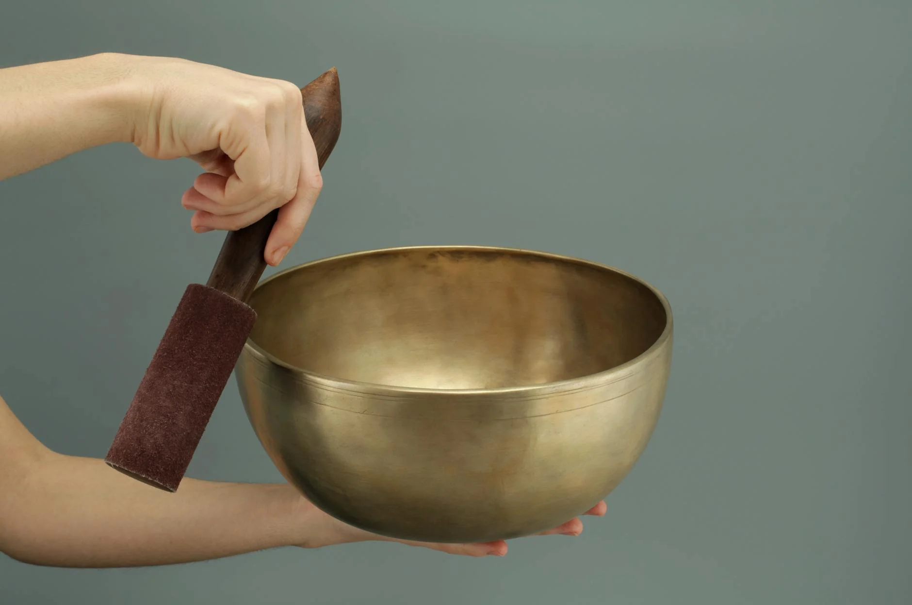 Bowl (Чаша, миска, шар для боулинга) — посуда или спортивный инвентарь