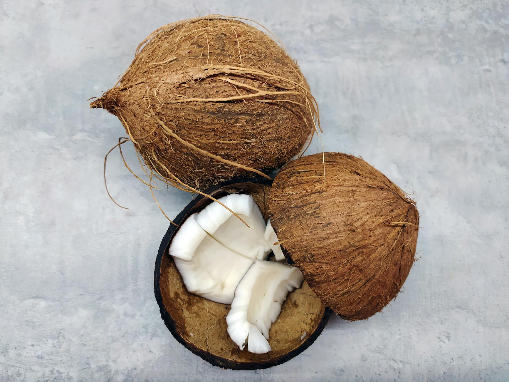 Coconut (Кокос) — тропический фрукт и орех