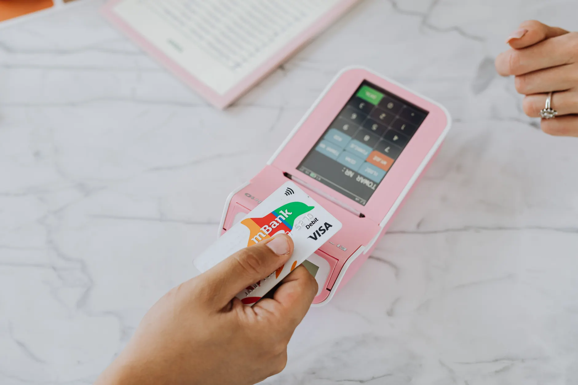 credit card — английская фраза с переводом и произношением