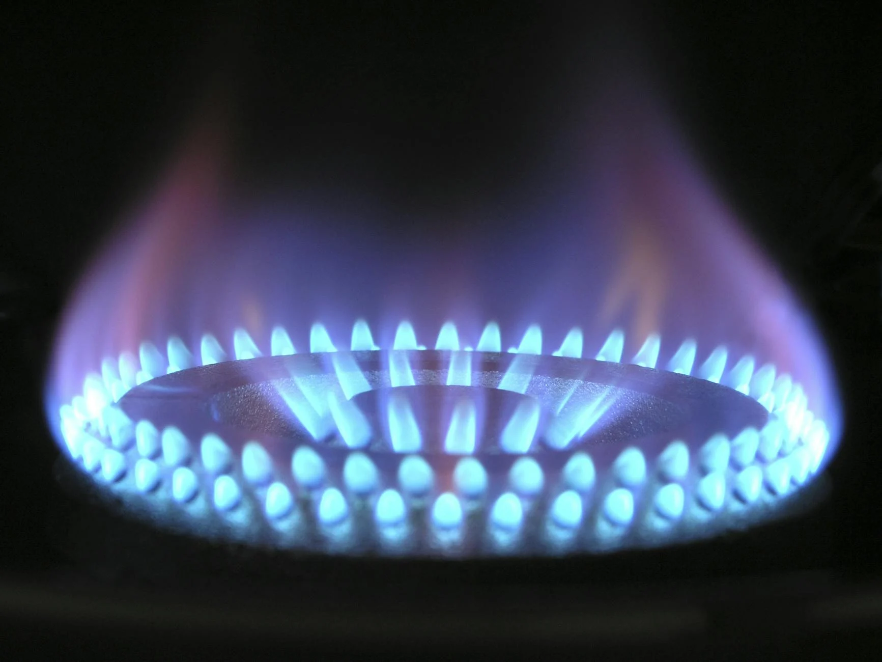 Gas (Газ) — топливо или газообразное вещество