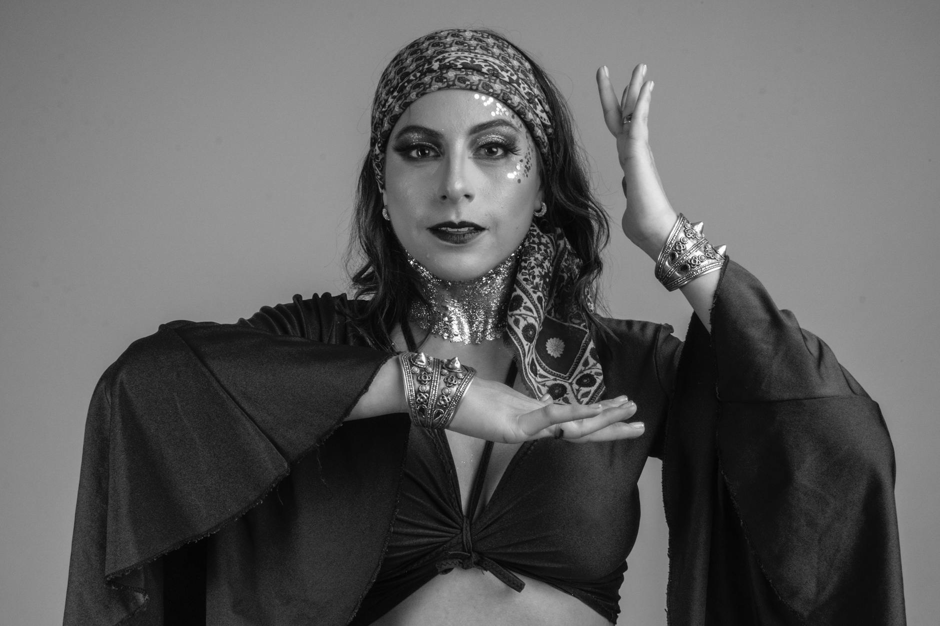 Gipsy (Цыган) — люди с кочевым образом жизни и богатой культурой