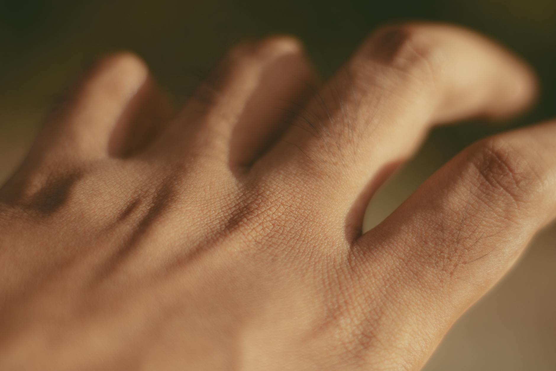 Hands