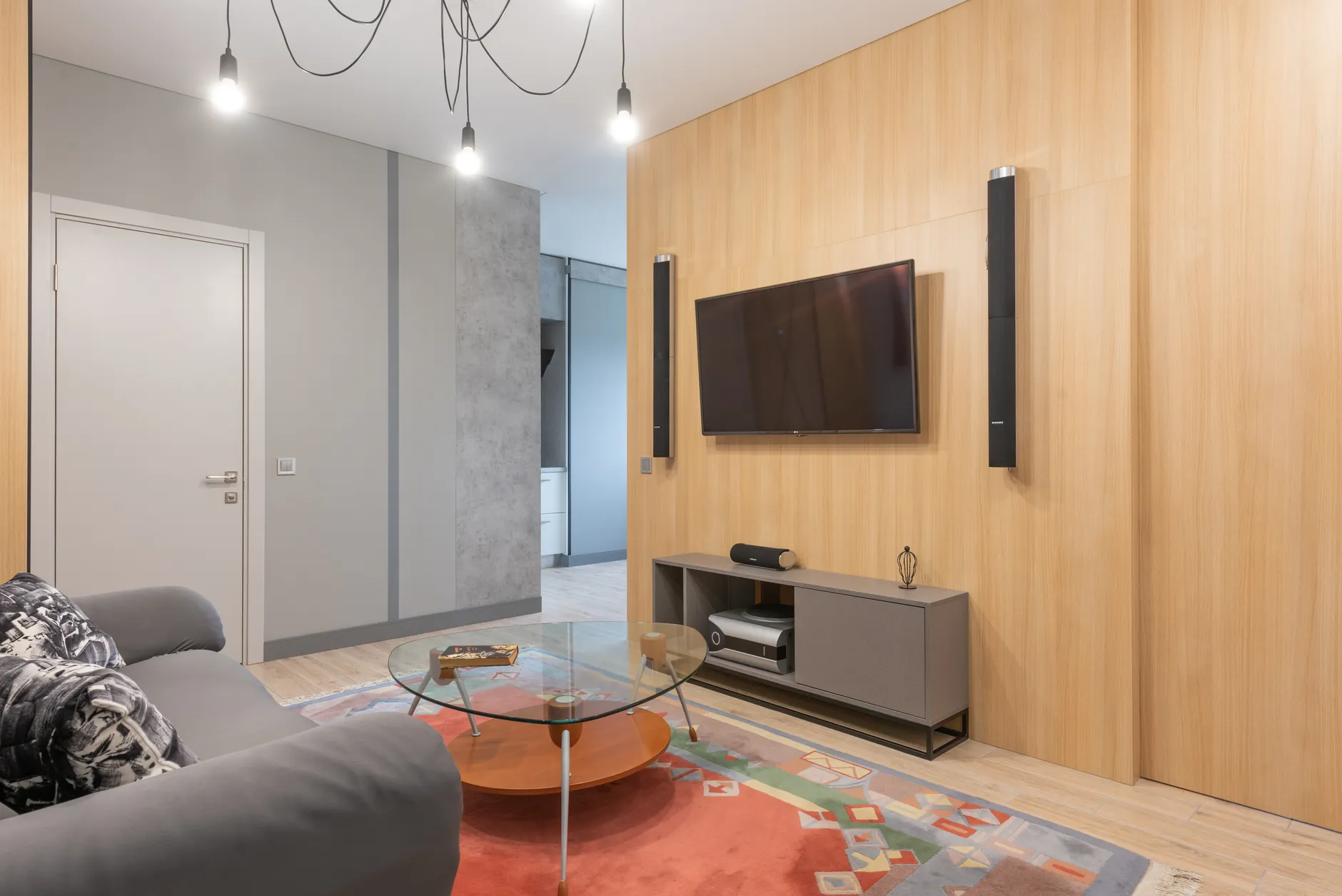living room — английская фраза с переводом и произношением