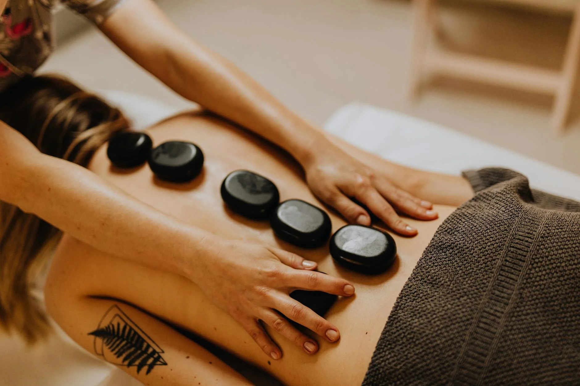 Massage (Массаж) — расслабляющая процедура для тела