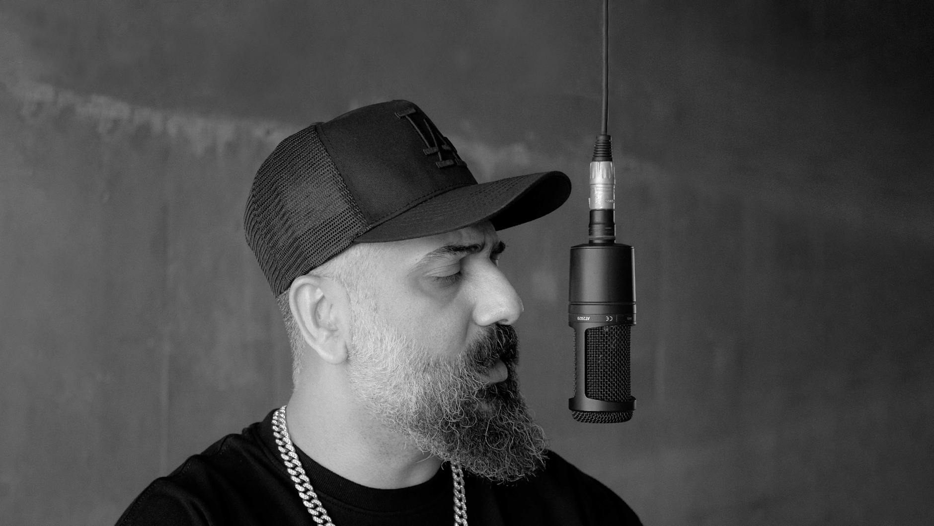 Rap (Рэп/Стук) — музыкальный жанр и быстрый стук
