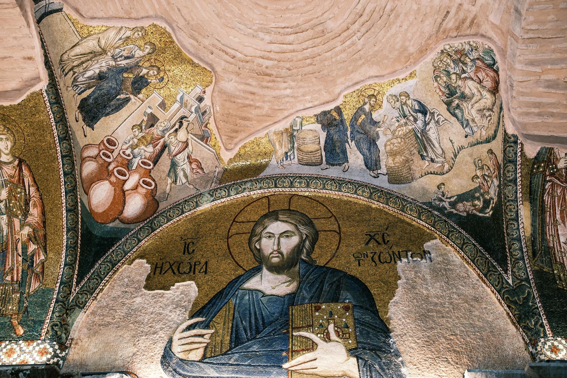Savior (Спаситель) — человек или что-то, что спасает от опасности