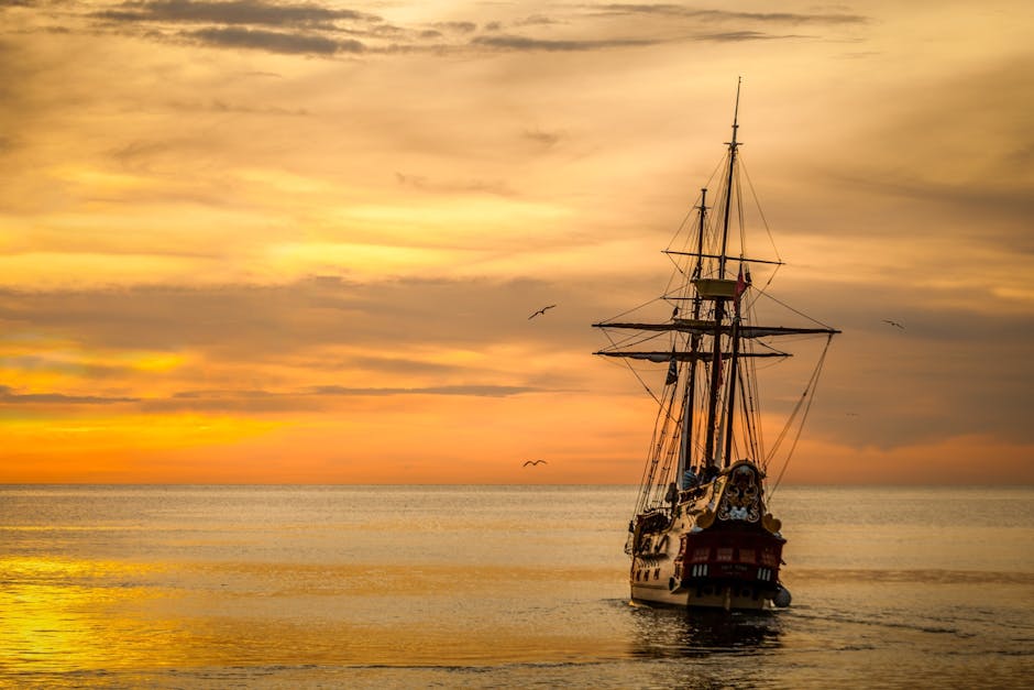 Ship (Корабль) — большое судно для перевозки людей или грузов