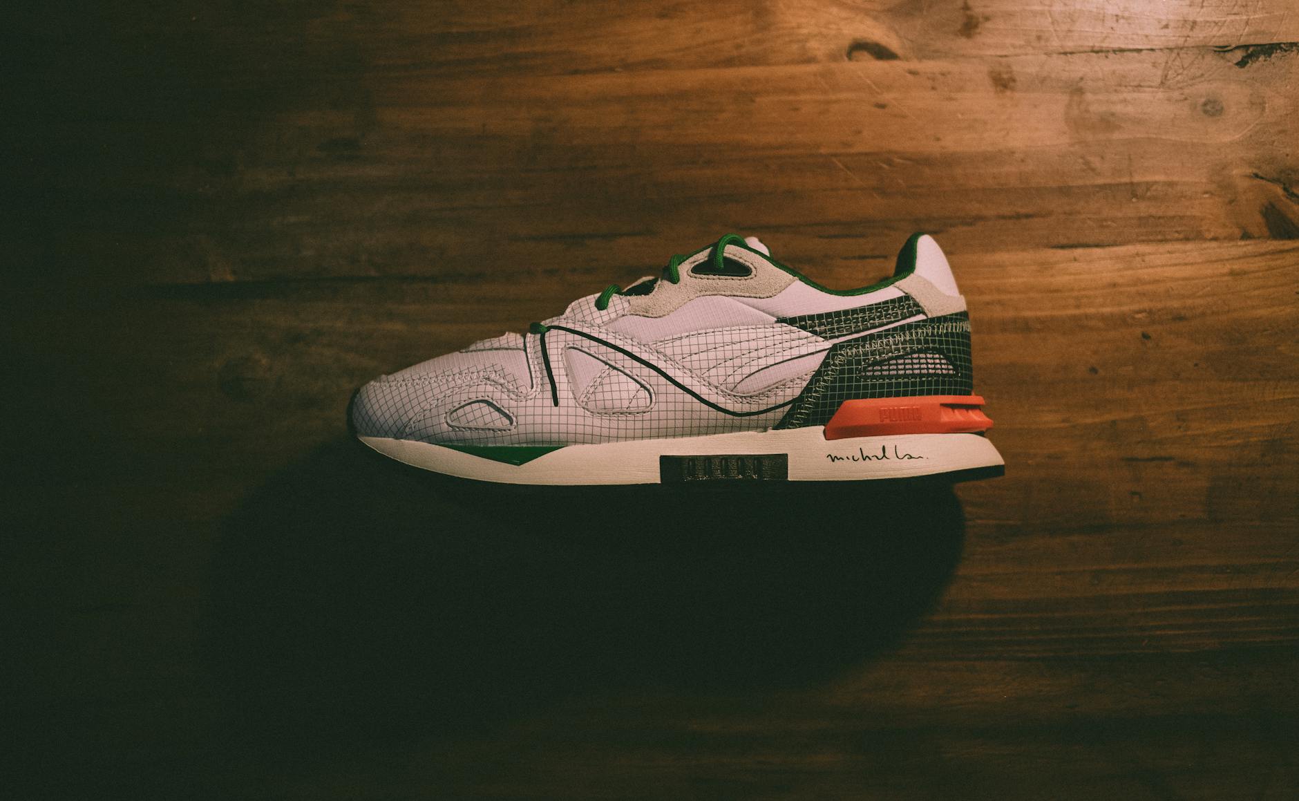 Sneakers (Кроссовки) — удобная спортивная обувь