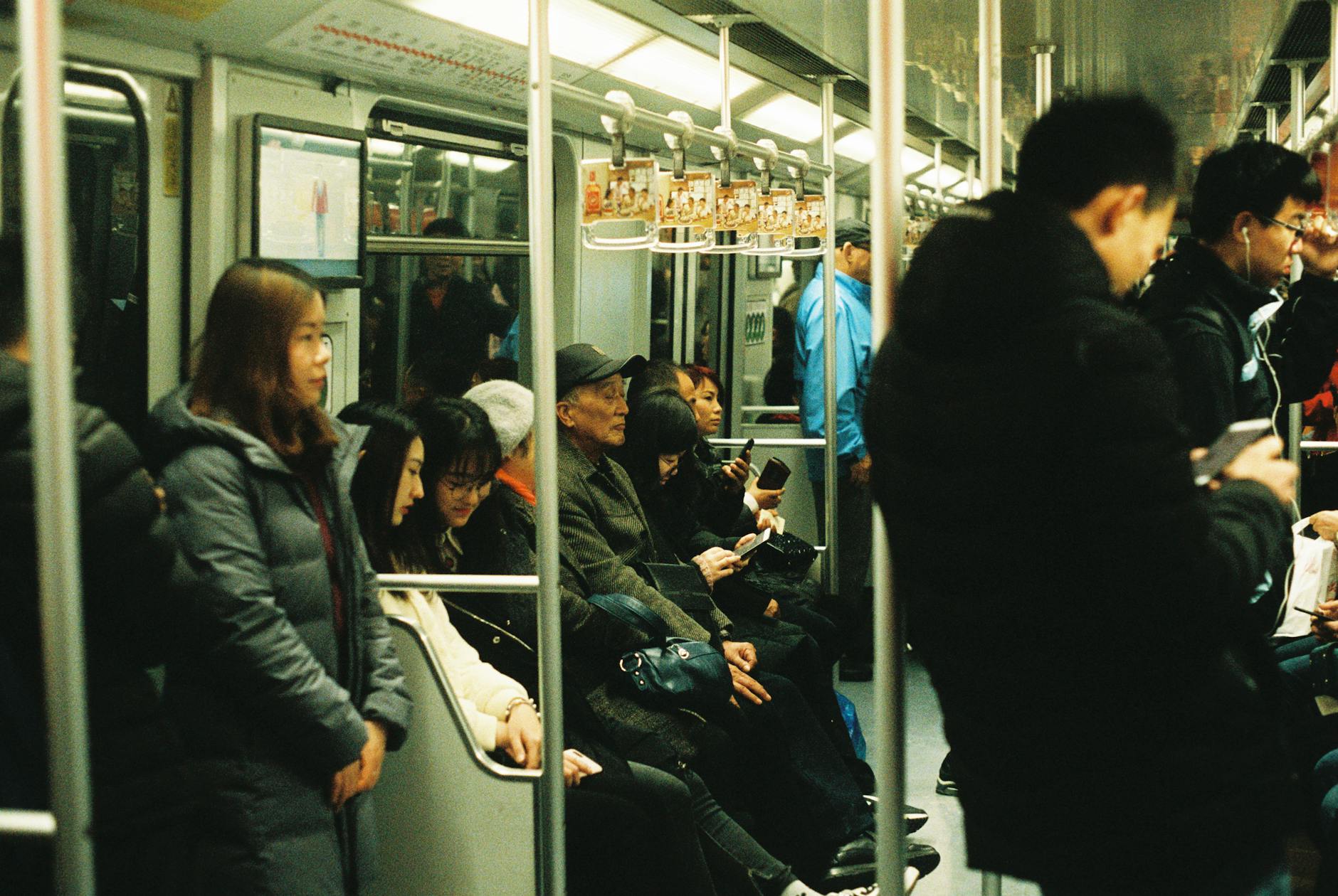 Subway (Метро) — городская транспортная система или подземный переход