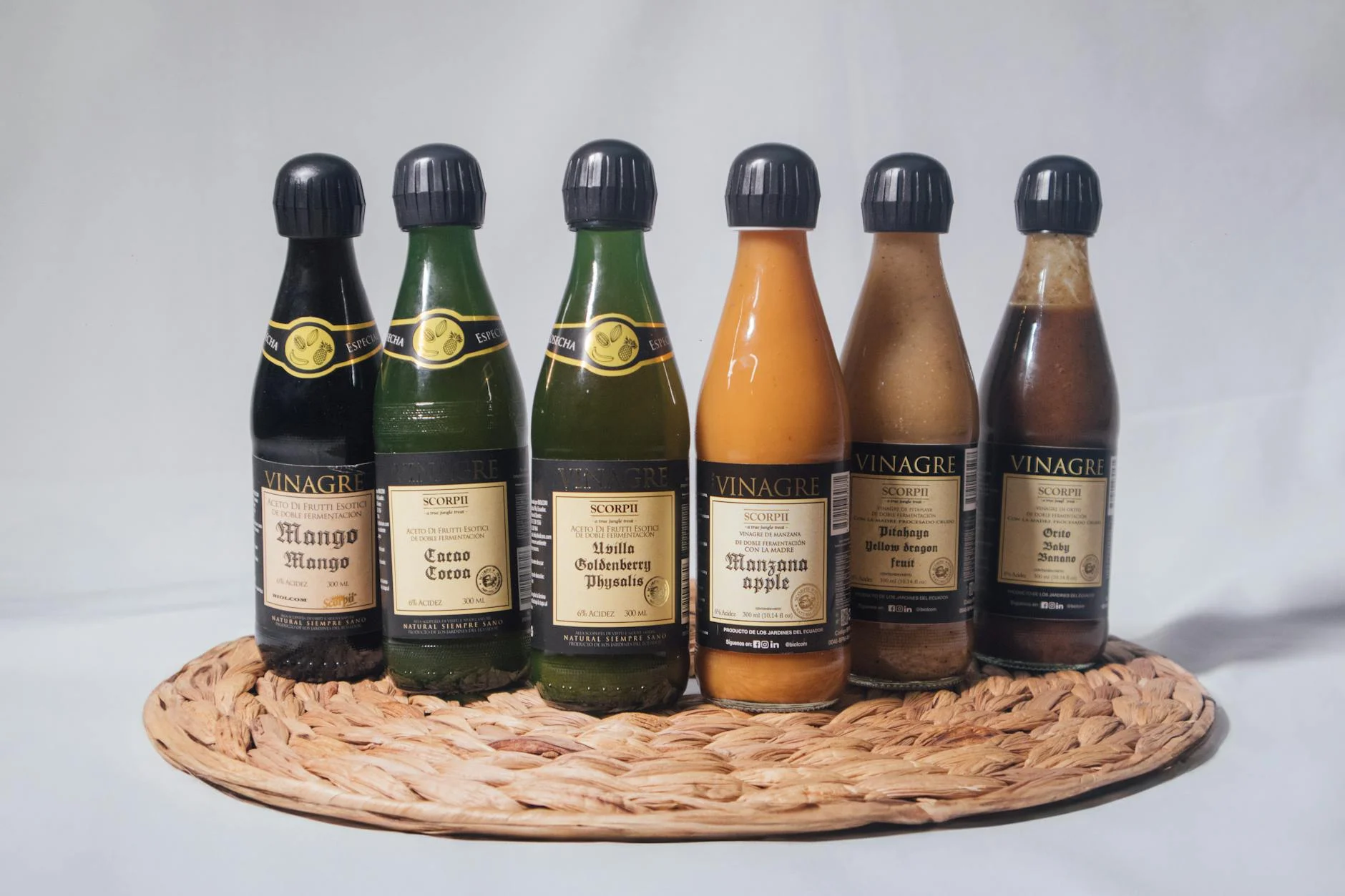 Vinegar (Уксус) — бутылка уксуса